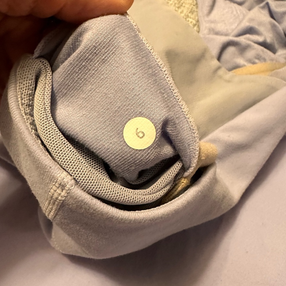 Lululemon tank
